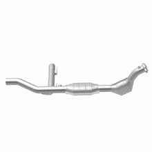 Load image into Gallery viewer, MagnaFlow Conv DF 97-98 Ford Expedition 4.6 | 93130
