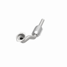 Load image into Gallery viewer, MagnaFlow Exhaust Products Catalytic Converter MagnaFlow Exhaust Products Magnaflow Standard Grade Direct-Fit Catalytic Converter 22924