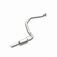 Load image into Gallery viewer, Magnaflow Catalytic Converter Direct Fit MagnaFlow 2009 Chevrolet Express 4500 V8 6.0L Left Underbody Catalytic Converter