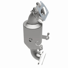 Load image into Gallery viewer, MagnaFlow Exhaust Products Catalytic Converter with Integrated Exhaust Manifold MagnaFlow Exhaust Products Catalytic Converter with Integrated Exhaust Manifold 22-191