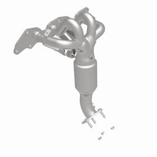 Load image into Gallery viewer, Magnaflow Catalytic Converter Direct Fit Magnaflow 05-08 Ford Escape 2.3L Direct Fit Converter