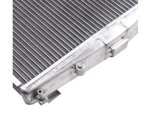 Load image into Gallery viewer, Radiator