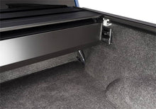 Load image into Gallery viewer, Retrax 60731 BOX CVR 22-24 FRONTIER 5' Tonneau Covers Retrax