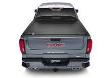 Load image into Gallery viewer, Retrax 80483 BOX CVR 19-24 GM 1500 8' Tonneau Covers Retrax