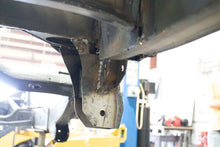 Load image into Gallery viewer, Rustbuster Rear Track Bar Bracket | RB7407