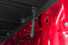 Load image into Gallery viewer, Lund 19-23 Chevrolet Silverado 1500 6.5ft Bed Genesis Tri-Fold Tonneau - Black LUND