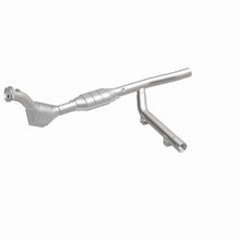 Load image into Gallery viewer, MagnaFlow Conv DF 97-98 Ford Expedition 4.6 | 93130