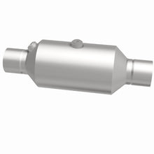 Load image into Gallery viewer, Magnaflow 2.50 w/dual O2 5in. Spun Universal Converter