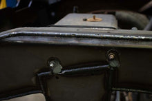Load image into Gallery viewer, Rustbuster Over Axle Frame Section Right Side | RB7602R
