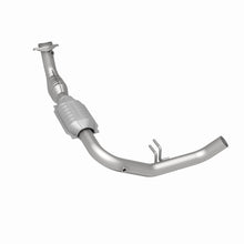 Load image into Gallery viewer, MagnaFlow Conv DF 99-02 Expedition 5.4L 4wd