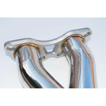 Load image into Gallery viewer, Invidia 03-08 Infiniti G35 Coupe Gemini Single Layer Titanium Tip Cat-back Exhaust