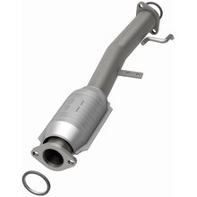 Load image into Gallery viewer, MagnaFlow Exhaust Products Catalytic Converter MagnaFlow Exhaust Products Magnaflow HM Grade Direct-Fit Catalytic Converter 93134