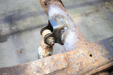 Load image into Gallery viewer, Rust Buster 01-10 GM Pickup Body Mount Brackets-(Right) | RB7816R