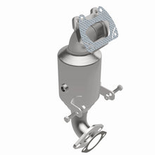 Load image into Gallery viewer, Magnaflow 14-16 Ram ProMaster 1500/2500/3500 V6 3.6L CARB Compliant DirectFit Catalytic Converter