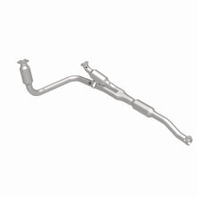 Load image into Gallery viewer, MagnaFlow 2002 Dodge Ram 1500 5.9L California Grade CARB Compliant Direct-Fit Catalytic Converter