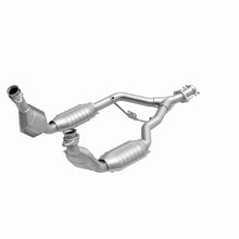 Load image into Gallery viewer, MagnaFlow Conv DF 96-98 Ford Mustang 3.8L