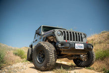 Load image into Gallery viewer, DV8 Offroad 20-24 Jeep Gladiator JT Fender Deletes