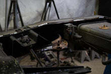 Load image into Gallery viewer, Rustbuster Over Axle Frame Section Right Side | RB7602R