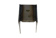 Load image into Gallery viewer, Rustbuster Front Bed Mount Right Side | RB7723R