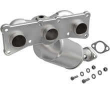 Load image into Gallery viewer, MagnaFlow California Converter Direct Fit 07-13 BMW 328i L6 3.0LGAS 3.75in Inlet 4in Outlet 2in Dia