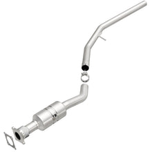 Load image into Gallery viewer, MagnaFlow Conv DF 05-07 Chrysler/Dodge Town & Country Van/Grand Voyanger/Grand Caravan 3.3L/3.8L
