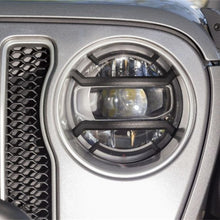 Load image into Gallery viewer, Rugged Ridge 18-20 Jeep Wrangler JL / 2020 Jeep Gladiator JT Black Elite Headlight Guards Black Rugged Ridge