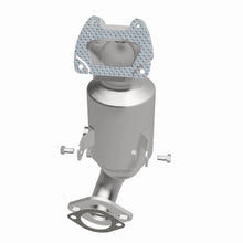 Load image into Gallery viewer, Magnaflow 14-16 Ram ProMaster 1500/2500/3500 V6 3.6L CARB Compliant DirectFit Catalytic Converter