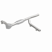 Load image into Gallery viewer, MagnaFlow Conv DF 97-98 Ford Expedition 4.6 | 93130
