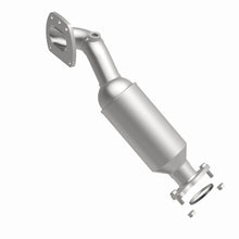 Load image into Gallery viewer, MagnaFlow Exhaust Products Catalytic Converter with Integrated Exhaust Manifold MagnaFlow Exhaust Products Catalytic Converter with Integrated Exhaust Manifold 22-212