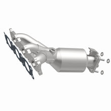 Load image into Gallery viewer, MagnaFlow Exhaust Products Catalytic Converter with Integrated Exhaust Manifold MagnaFlow Exhaust Products Catalytic Converter with Integrated Exhaust Manifold 22-174