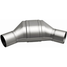 Load image into Gallery viewer, MagnaFlow Conv Univ 2.50inch Angled In/Out FED