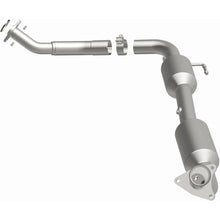 Load image into Gallery viewer, Magnaflow 07-12 Toyota Tundra 4.0L Direct Fit Converter