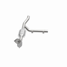 Load image into Gallery viewer, MagnaFlow Conv DF 97-98 Ford Expedition 4.6 | 93130