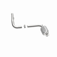 Load image into Gallery viewer, MagnaFlow Conv DF 02-06 Cadillac Escalade / 02-06 GM Yukon (Inc Denali) 6.0L D/S