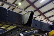 Load image into Gallery viewer, Rust Buster 11-18 Chevy Silverado 2500HD/3500HD Center Cab Mount - Right | RB7832R