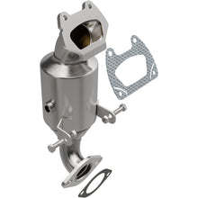 Load image into Gallery viewer, Magnaflow 14-16 Ram ProMaster 1500/2500/3500 V6 3.6L CARB Compliant DirectFit Catalytic Converter