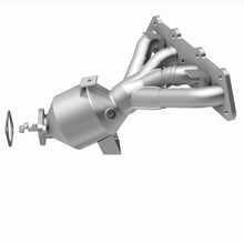 Load image into Gallery viewer, MagnaFlow Exhaust Products Catalytic Converter with Integrated Exhaust Manifold MagnaFlow Exhaust Products Catalytic Converter with Integrated Exhaust Manifold 23-113