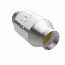 Load image into Gallery viewer, Magnaflow Premium High Flow Metallic Converter 4in OD - 2.5in In / 2.5in Out