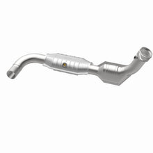 Load image into Gallery viewer, MagnaFlow Conv DF 99-00 Expedition 4.6 2WD DS
