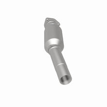 Load image into Gallery viewer, MagnaFlow Exhaust Products Catalytic Converter MagnaFlow Exhaust Products Magnaflow Standard Grade Direct-Fit Catalytic Converter 22915
