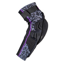 Load image into Gallery viewer, EVS Slayco96 Knee Guard Pair Ghost/Leopard - Large/XL EVS