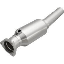 Load image into Gallery viewer, MagnaFlow Exhaust Products Catalytic Converter MagnaFlow Exhaust Products Magnaflow Standard Grade Direct-Fit Catalytic Converter 22915