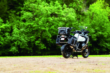 Load image into Gallery viewer, Kuryakyn Torke 7L Dry Tank Bag Kuryakyn