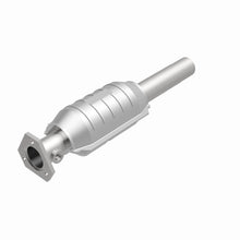 Load image into Gallery viewer, MagnaFlow Exhaust Products Catalytic Converter MagnaFlow Exhaust Products Magnaflow Standard Grade Direct-Fit Catalytic Converter 22917