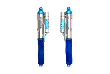 Load image into Gallery viewer, King Shocks KIN30001-402 King Shocks 10-14 Ford F150 Raptor 4WD Rear 3.0 Dia 3 Tube Bypass Piggyback Shock (Pair)