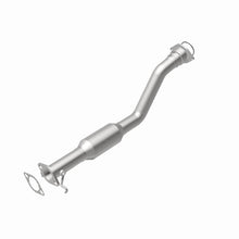 Load image into Gallery viewer, Magnaflow Catalytic Converter Direct Fit Magnaflow 04-05 Chevrolet Impala 3.8L Direct Fit Converter
