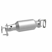 Load image into Gallery viewer, Magnaflow Catalytic Converter Direct Fit Magnaflow 05-06 Nissan Pathfinder 4.0L Direct Fit Converter