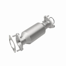 Load image into Gallery viewer, Magnaflow Catalytic Converter Direct Fit Magnaflow 05-06 Nissan Pathfinder 4.0L Direct Fit Converter