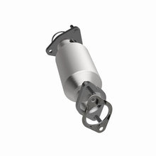Load image into Gallery viewer, Magnaflow Catalytic Converter Direct Fit Magnaflow 05-06 Nissan Pathfinder 4.0L Direct Fit Converter