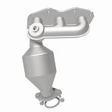Load image into Gallery viewer, Magnaflow Catalytic Converter Direct Fit Magnaflow 05-07 Toyota Avalon 3.5L Direct Fit Converter